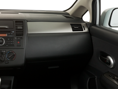 2010 Nissan Versa 1.8 SL