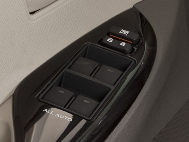 2012 Toyota Sienna XLE 7 Passenger