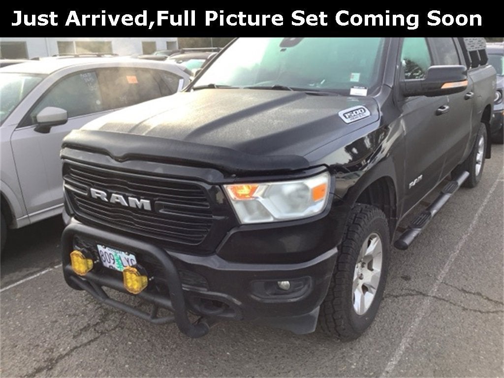 2020 RAM 1500 Big Horn Crew Cab 4x4 5'7" Box