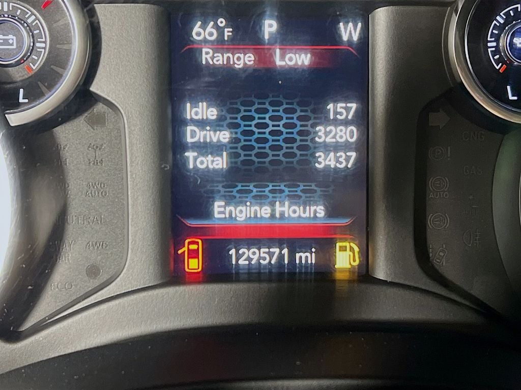 2020 RAM 1500 Big Horn Crew Cab 4x4 5'7" Box