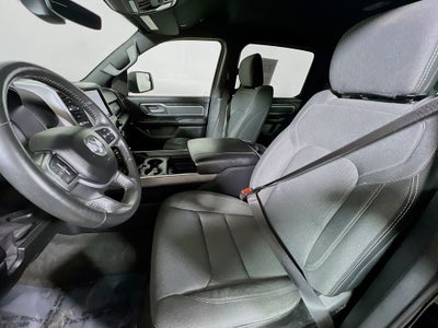 2020 RAM 1500 Big Horn Crew Cab 4x4 5'7" Box