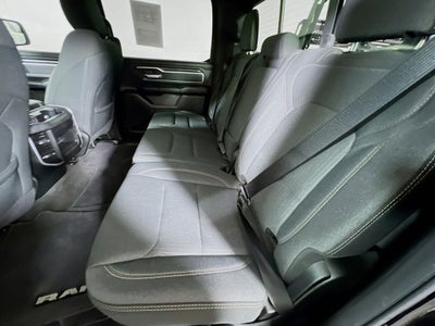 2020 RAM 1500 Big Horn Crew Cab 4x4 5'7" Box