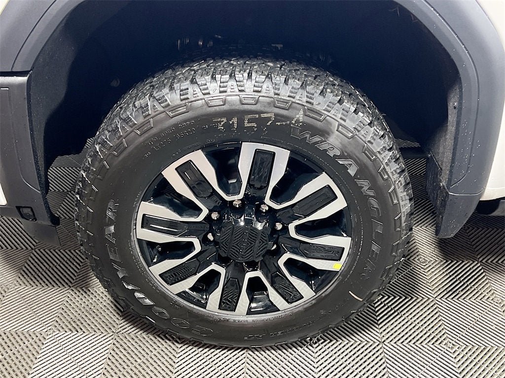 2025 GMC Sierra 3500 HD Denali Ultimate