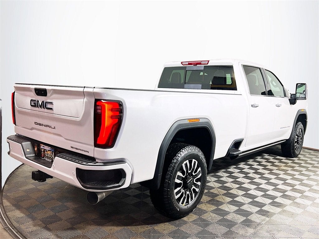 2025 GMC Sierra 3500 HD Denali Ultimate