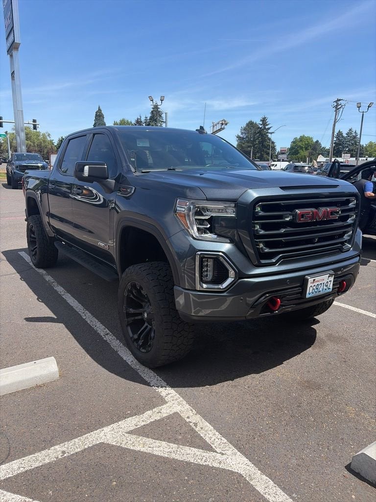 2022 GMC Sierra 1500 Limited AT4