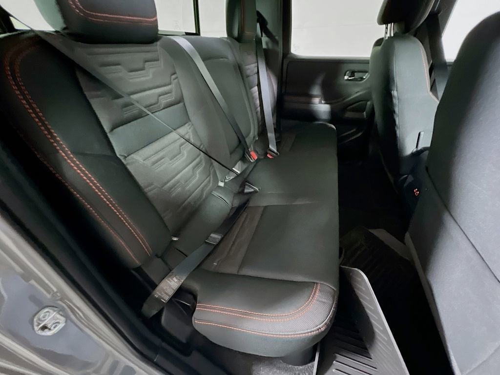 2024 Nissan Frontier Crew Cab PRO-4X 4x4