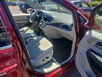 2018 Chrysler Pacifica Hybrid Limited
