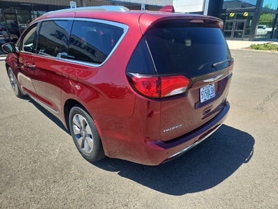 2018 Chrysler Pacifica Hybrid Limited