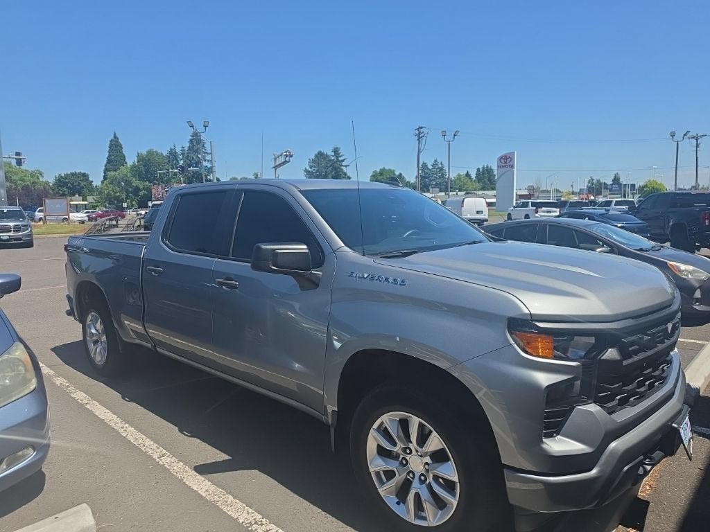 2024 Chevrolet Silverado 1500 Custom