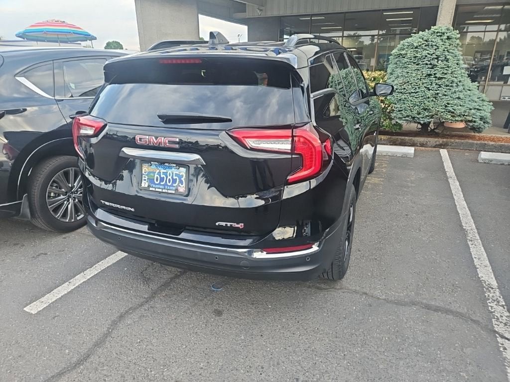 2024 GMC Terrain AT4