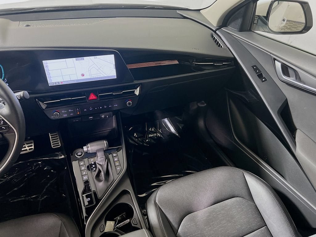 2023 Kia Niro SX Touring