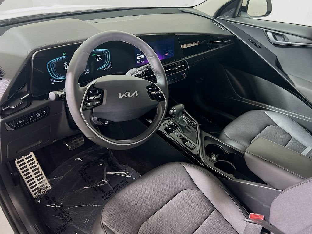 2023 Kia Niro SX Touring