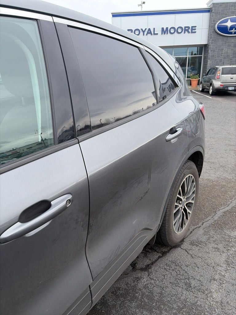 2022 Ford Escape Plug-In Hybrid SE