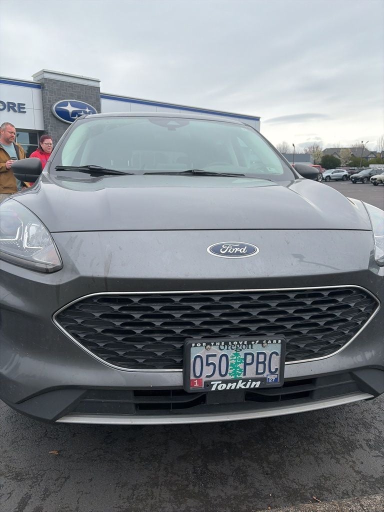 2022 Ford Escape Plug-In Hybrid SE