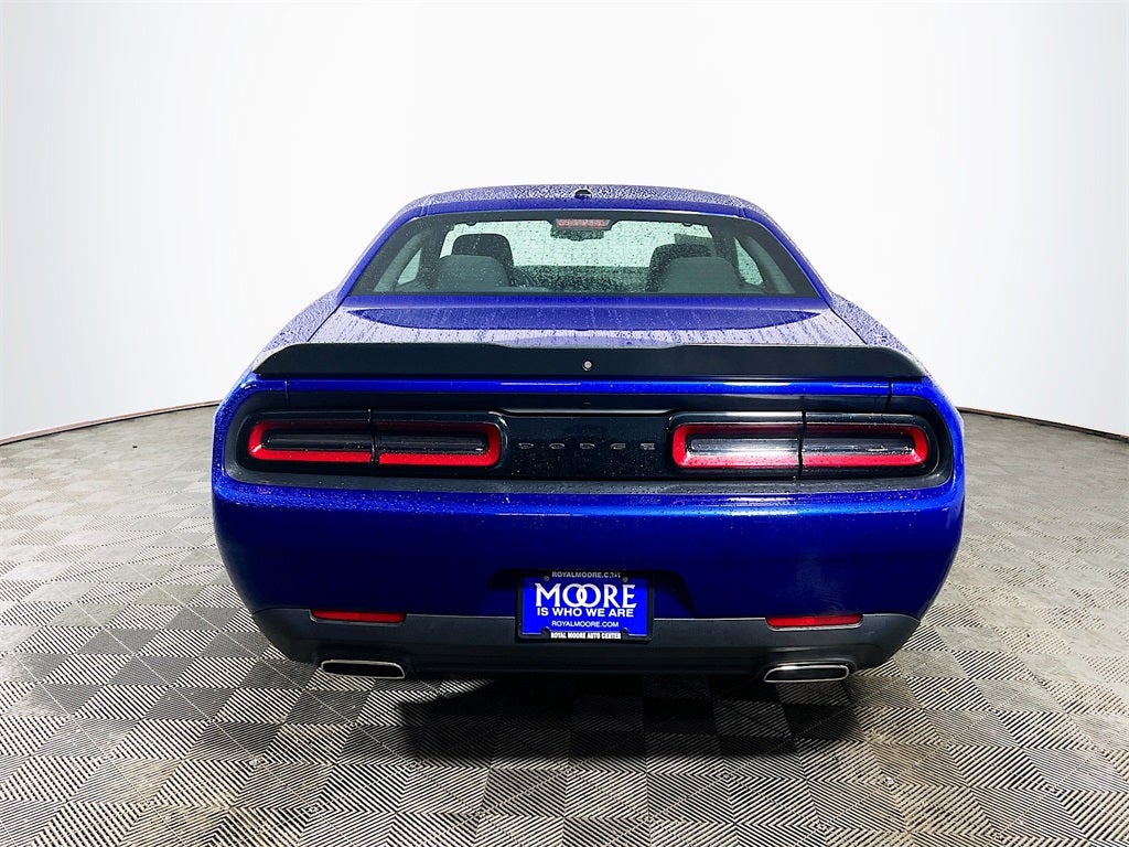 2021 Dodge Challenger SXT