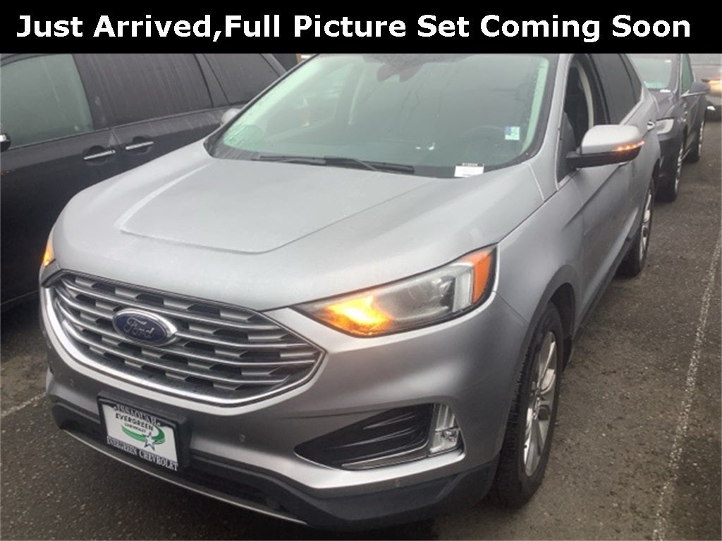 2022 Ford Edge Titanium