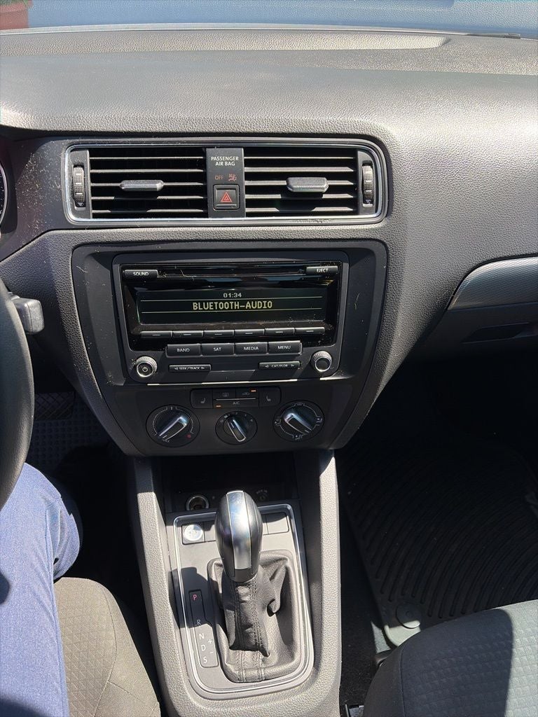 2015 Volkswagen Jetta 1.8T SE