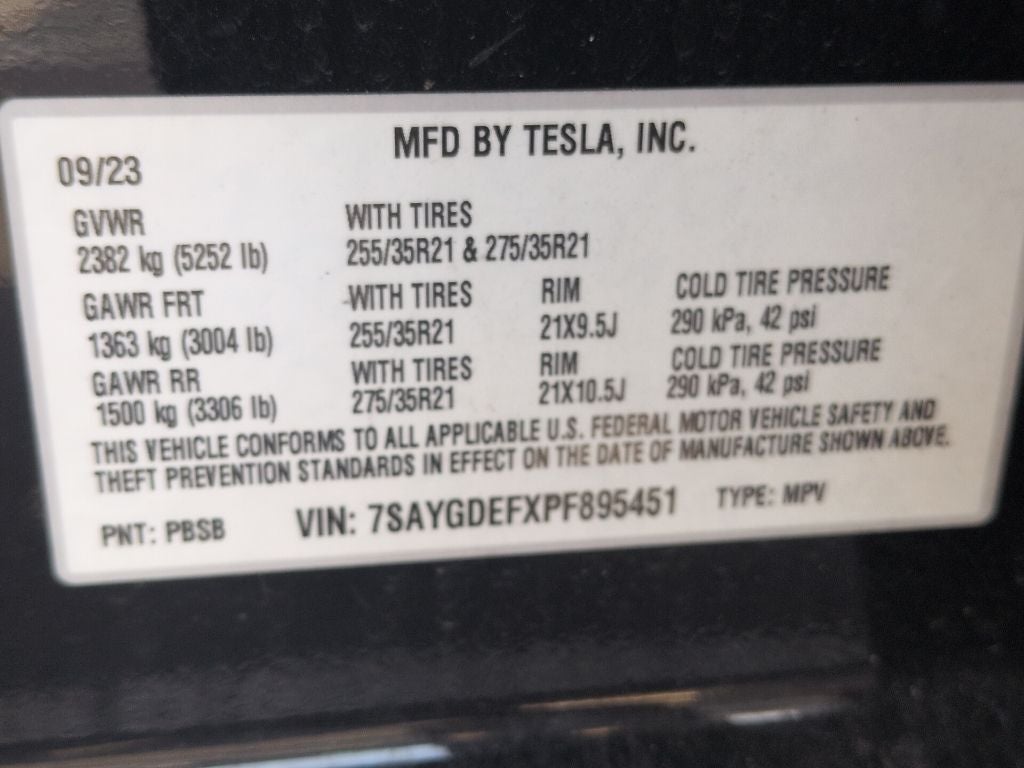 2023 Tesla Model Y Performance