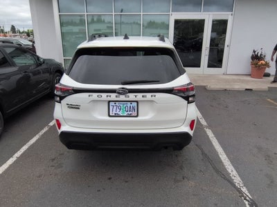 2025 Subaru Forester Premium