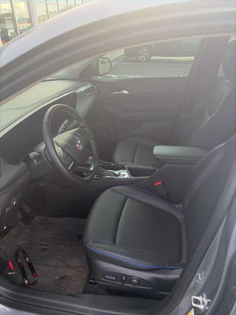 2025 Buick Encore GX Sport Touring