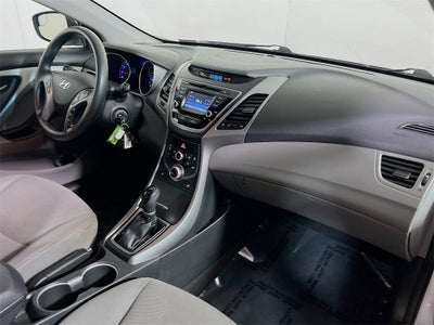 2014 Hyundai Elantra SE