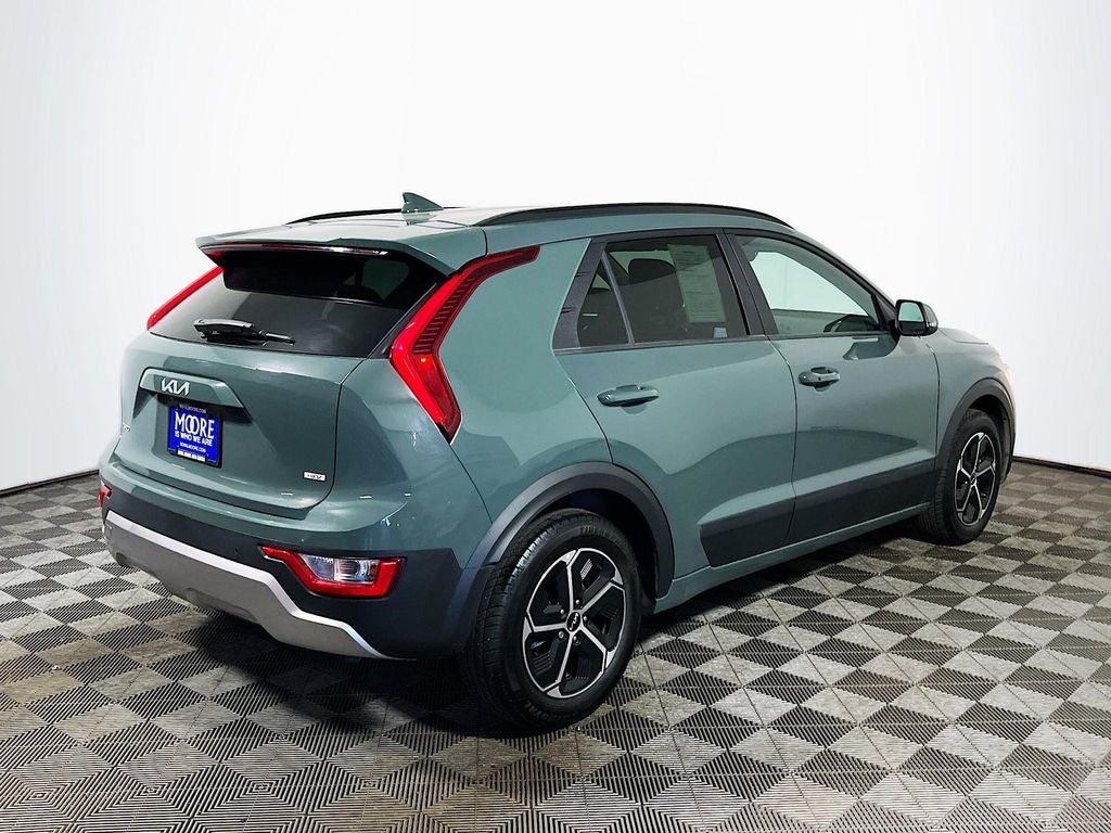 2024 Kia Niro EX