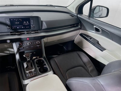 2024 Kia Carnival LX