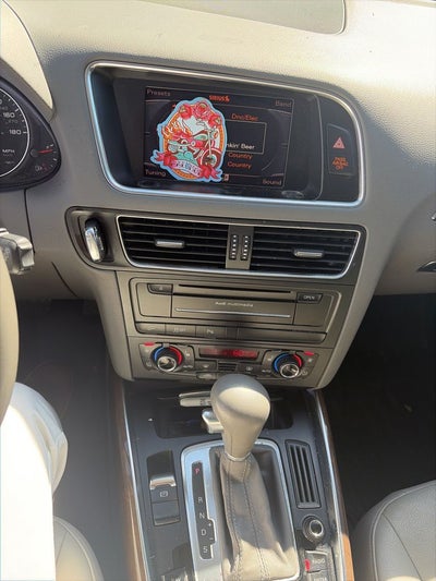 2011 Audi Q5 2.0T Premium quattro