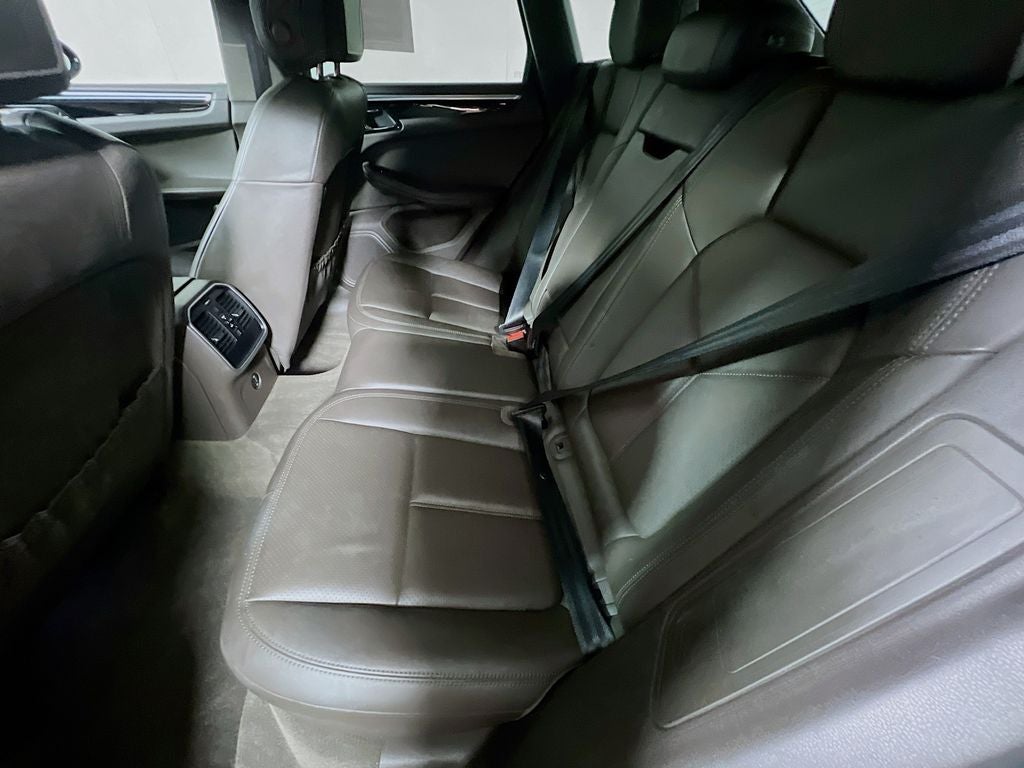 2017 Porsche Macan S