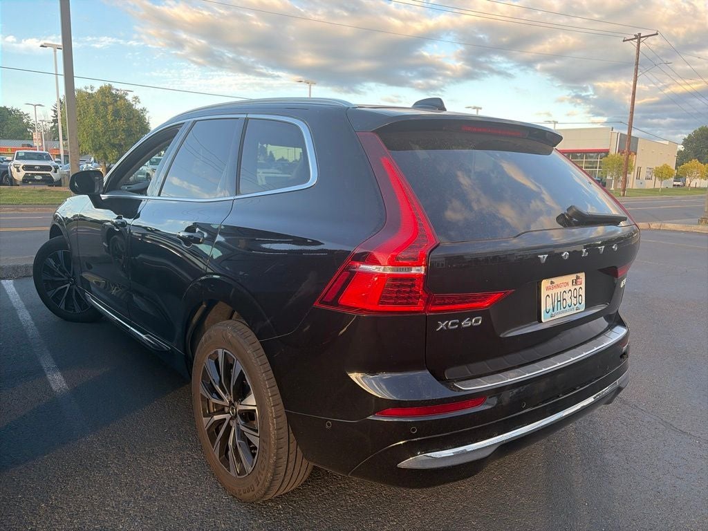 2023 Volvo XC60 B5 Plus Bright Theme
