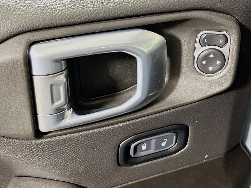 2024 Jeep Wrangler Sahara 4xe