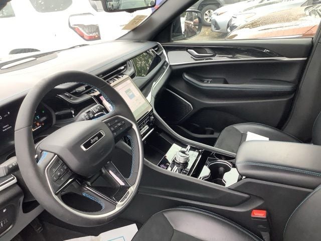 2022 Jeep Grand Cherokee Trailhawk 4xe 4x4's photo