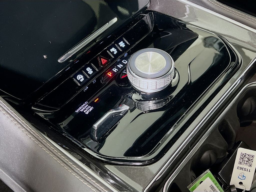 2024 Jeep Wagoneer Base