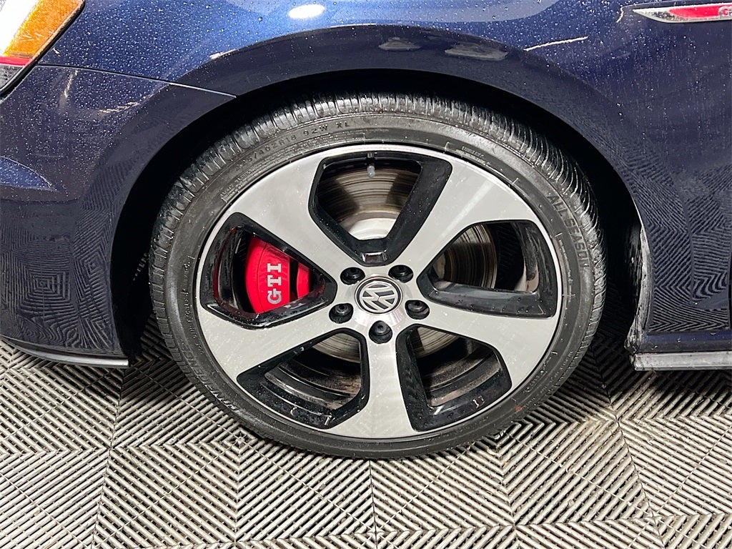 2017 Volkswagen Golf GTI SE