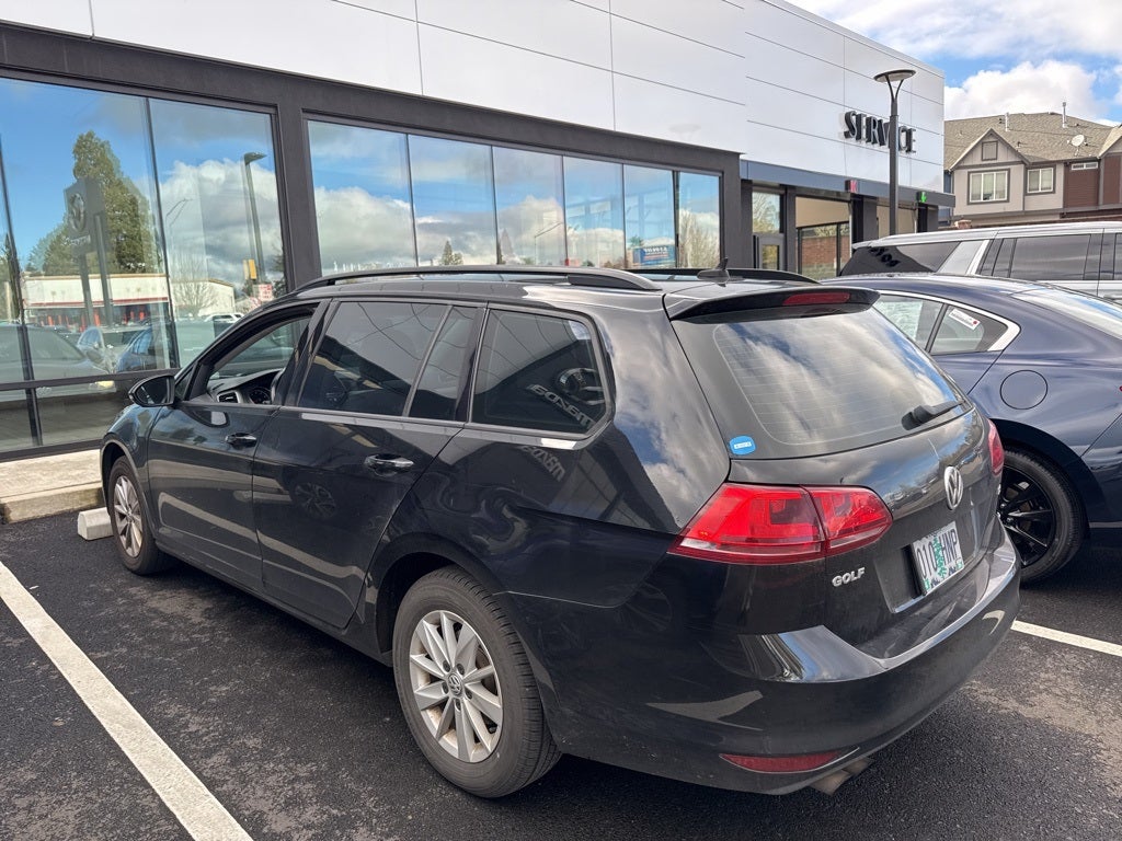 Used 2015 Volkswagen Golf SportWagen TSI S with VIN 3VWC17AU2FM502452 for sale in Hillsboro, OR