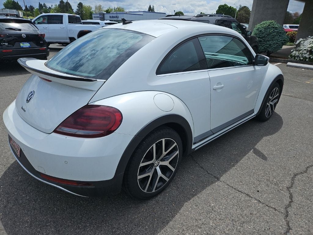 2016 Volkswagen Beetle 1.8T Dune