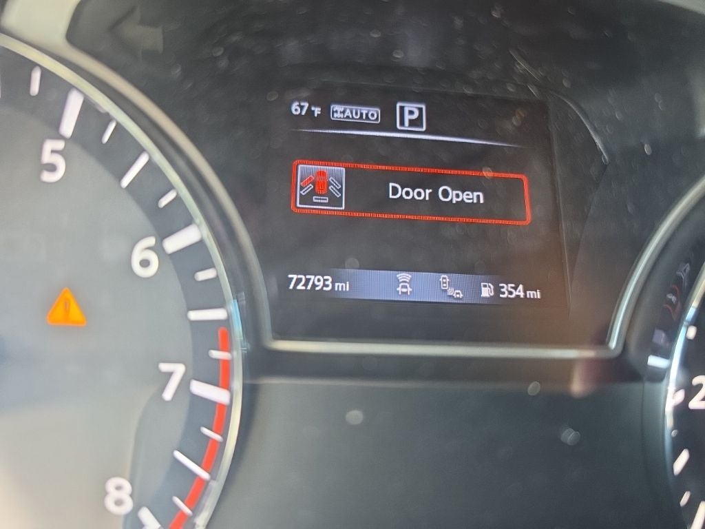 2020 Nissan Pathfinder SV