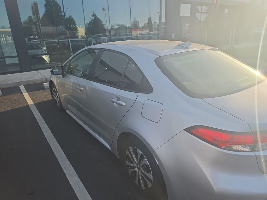 2022 Toyota Corolla Hybrid LE