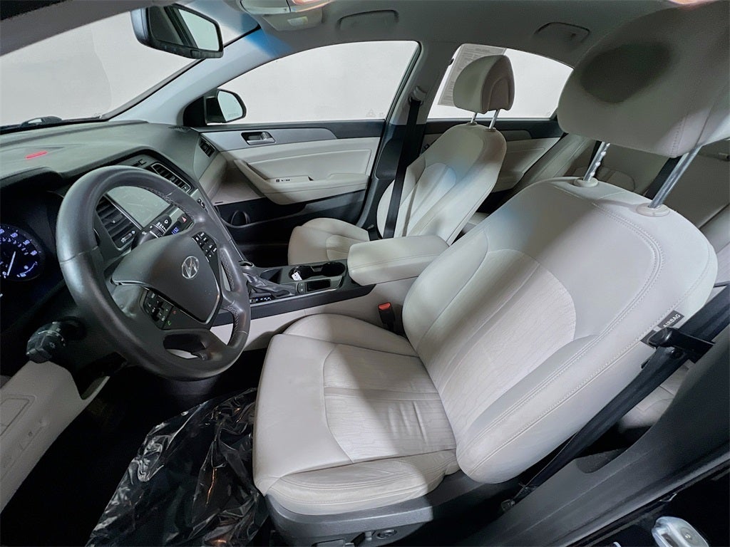 2016 Hyundai Sonata Plug-In Hybrid Base