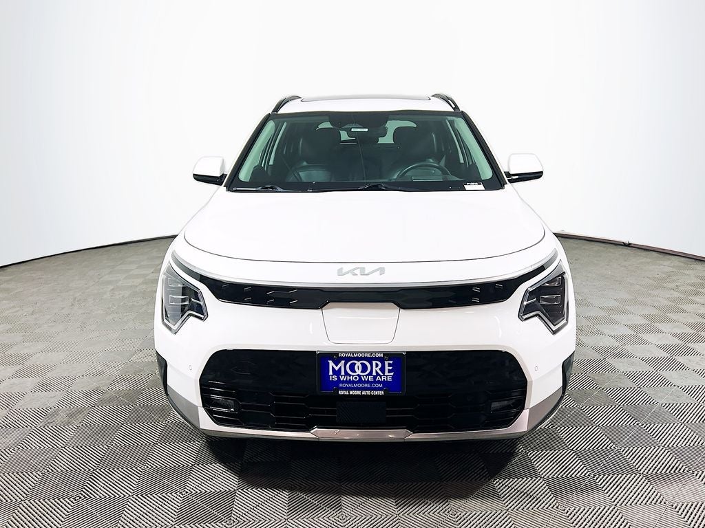 Used 2023 Kia Niro Wave with VIN KNDCT3L10P5029392 for sale in Hillsboro, OR