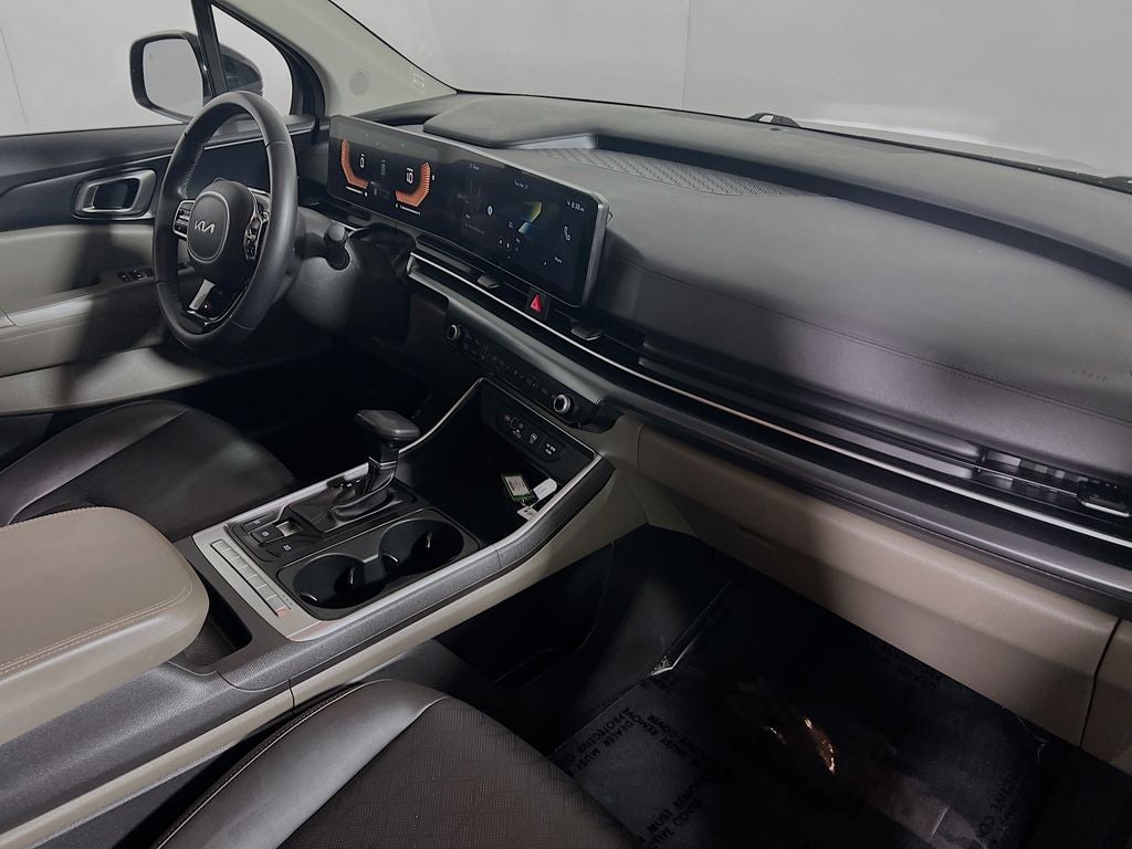 2025 Kia Carnival LXS