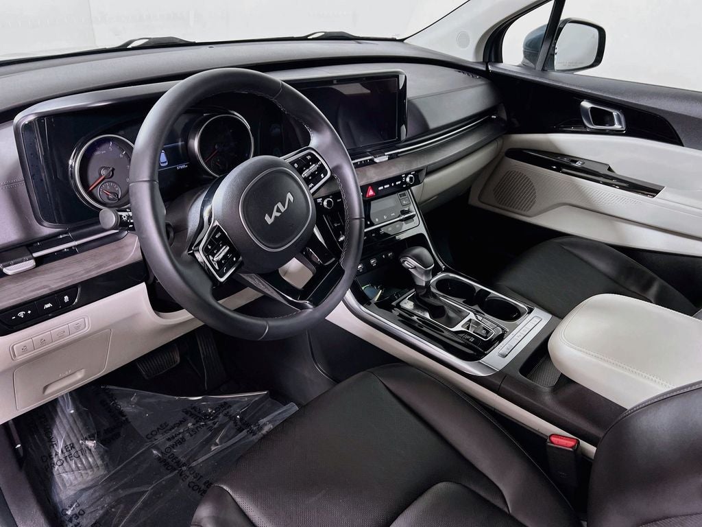 2024 Kia Carnival EX