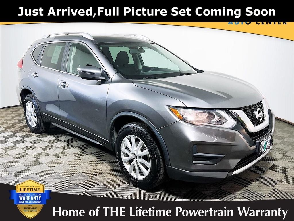 2017 Nissan Rogue SV