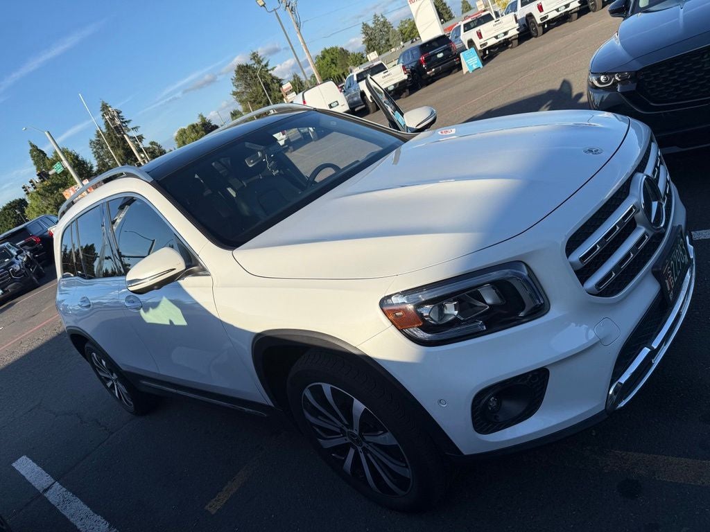 2020 Mercedes-Benz GLB GLB250 4MATIC's photo