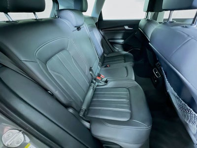2023 Audi Q5 45 S line Premium quattro