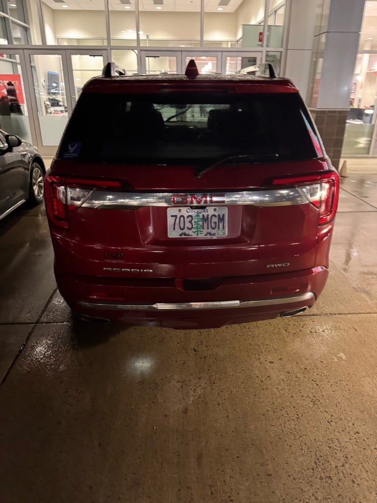 2020 GMC Acadia Denali