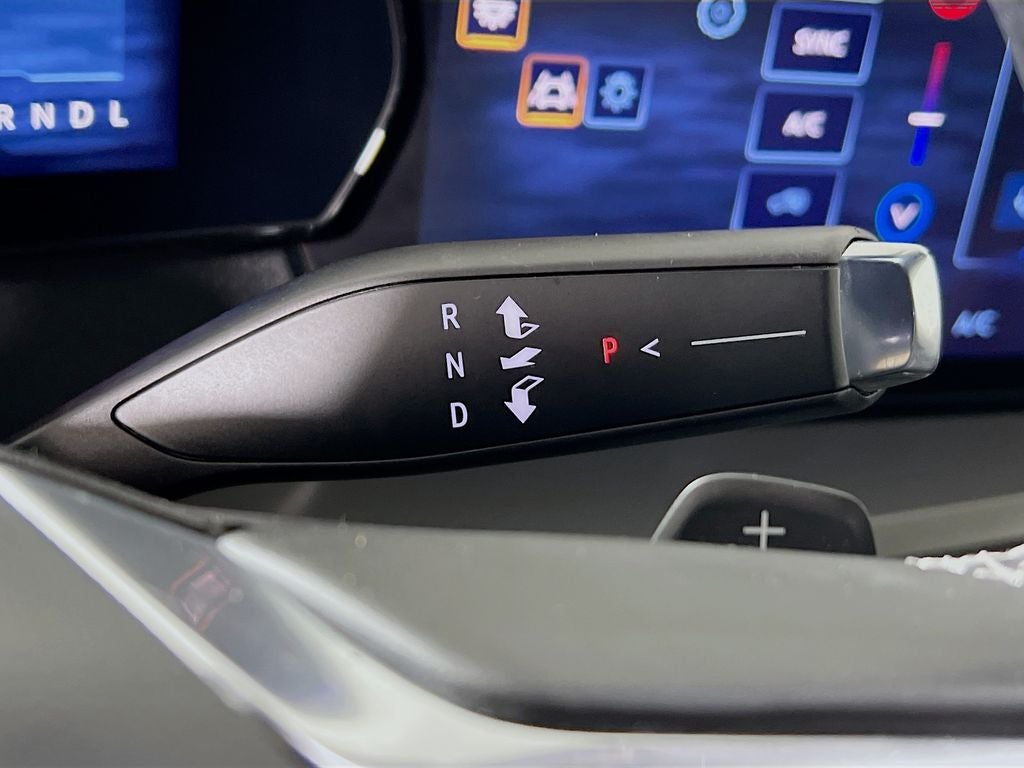 2025 Chevrolet Traverse LT 2LT