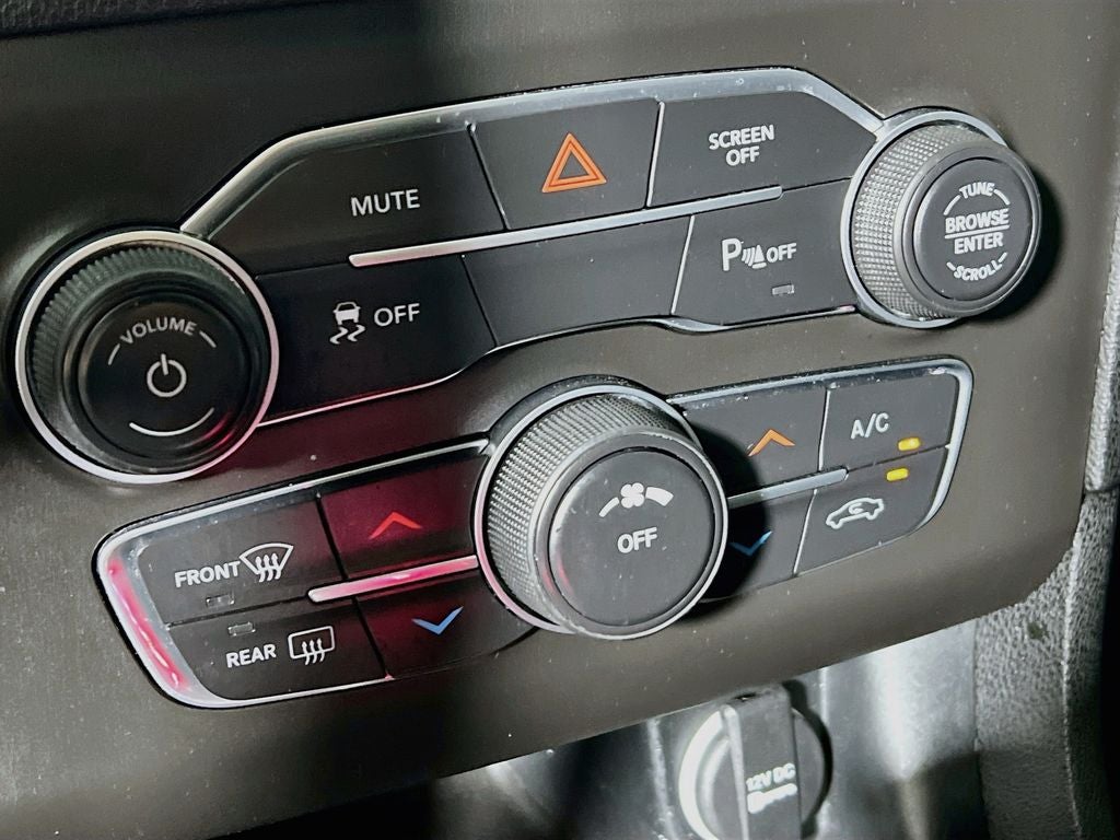 2022 Dodge Charger SXT