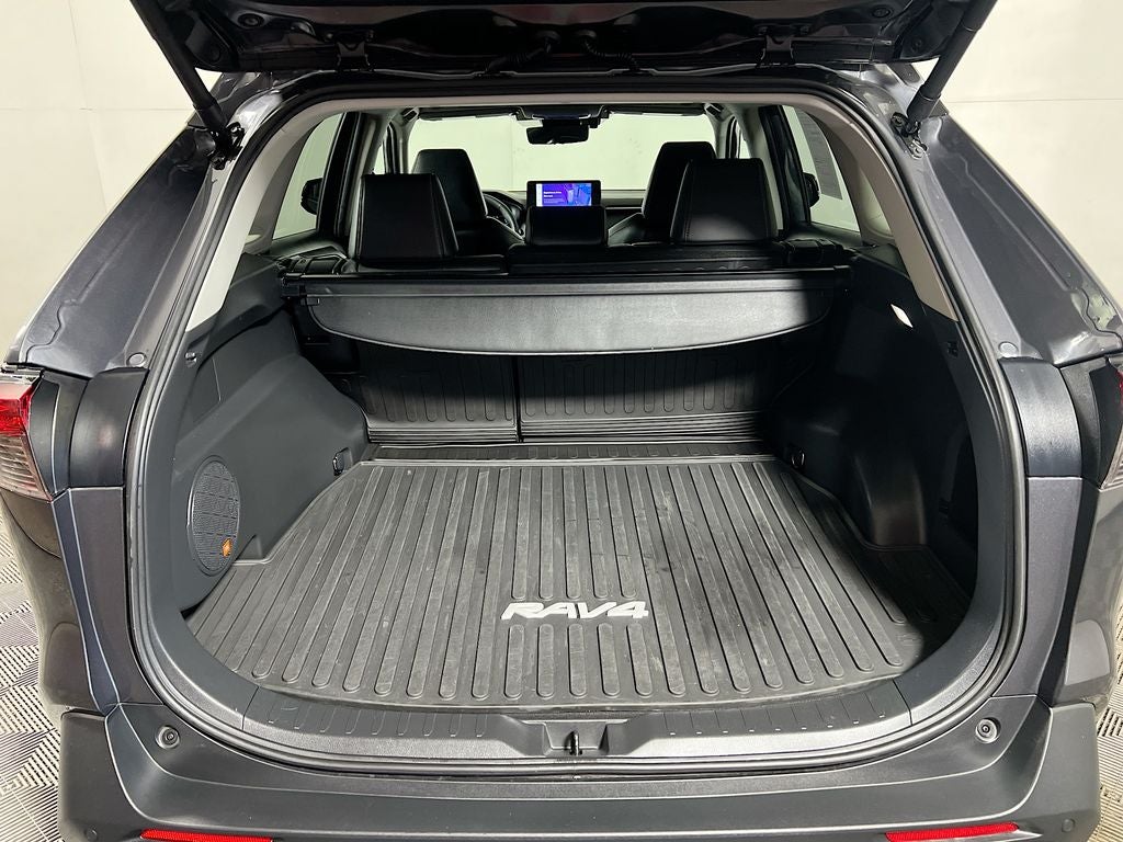 2025 Toyota RAV4 Hybrid XLE Premium