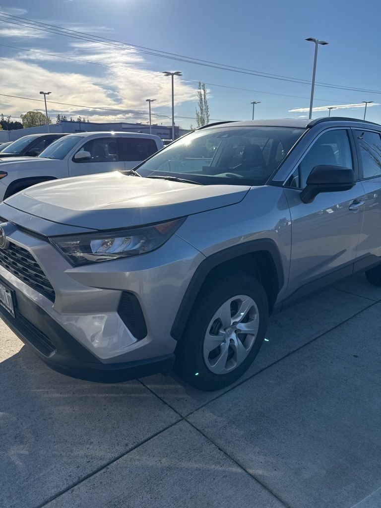 2019 Toyota RAV4 LE